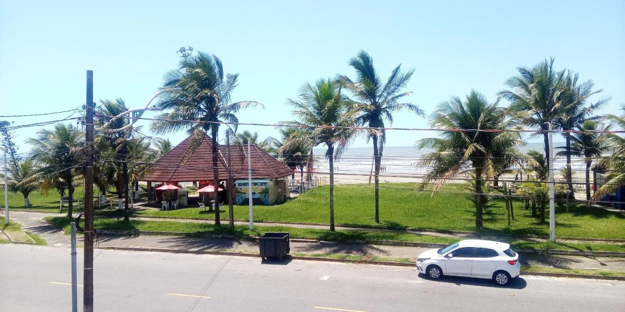 Apto Aluguel Na Temporada Pe Na Areia Peruibe Sp Ngoại thất bức ảnh
